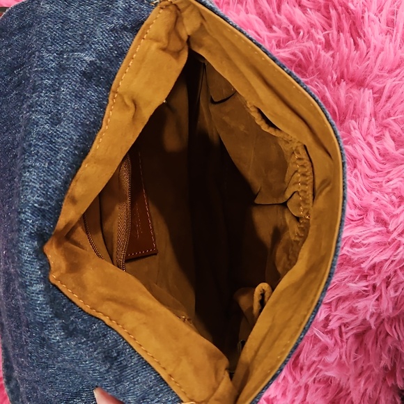 NEW Patricia Nash Floral Embroidered Denim Crossbody Bag - Picture 3 of 3